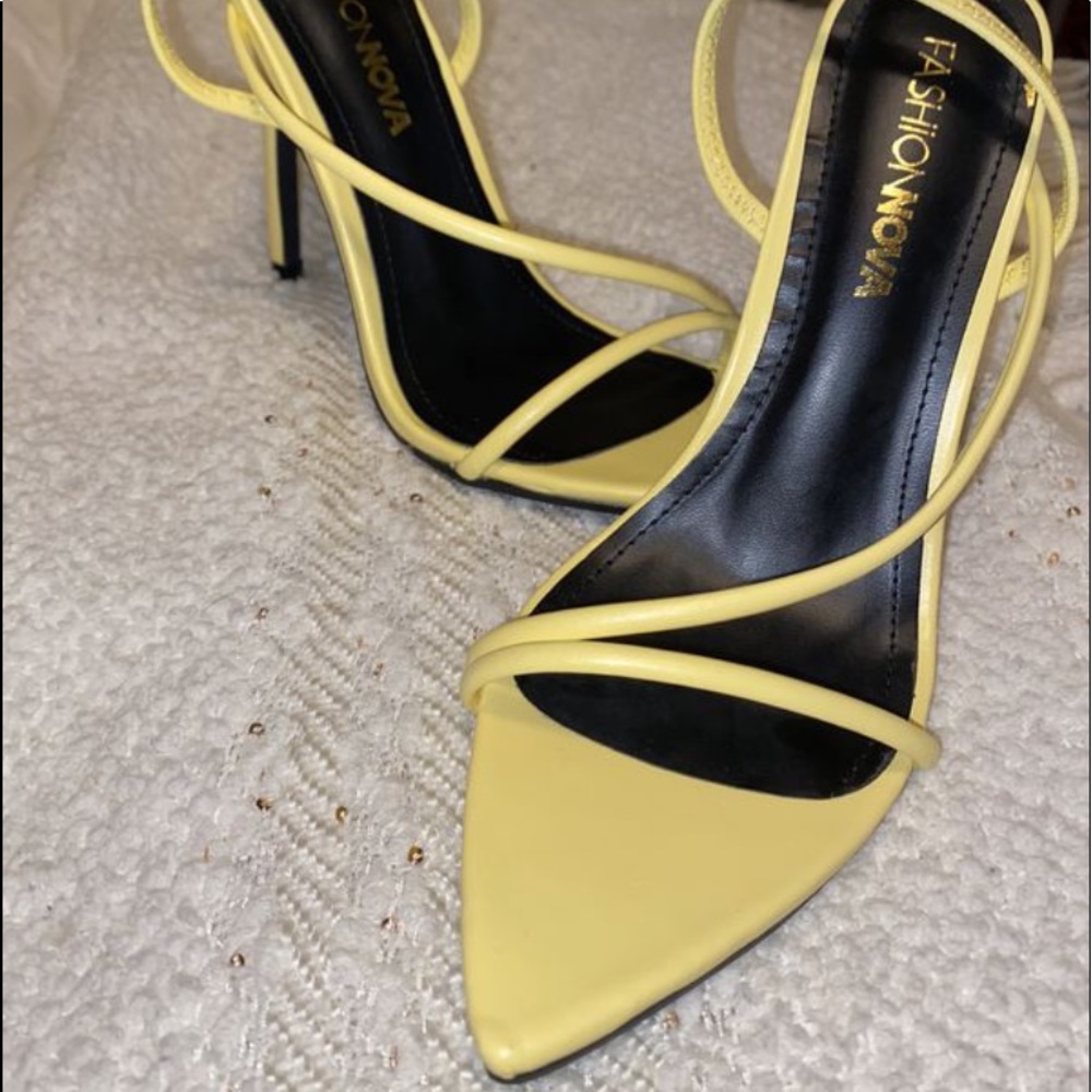 Fashion nova heels